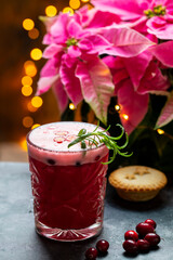 Christmas cranberry cocktail with a mince pie