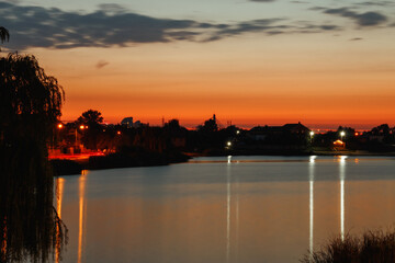 Fototapeta premium Summer sunset on the lake