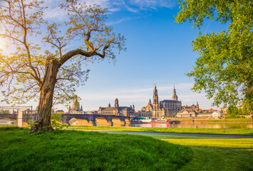 Fototapeta na wymiar Elbe embankment overlooking the famous palace Georgenbau. Location place of Dresden, Germany, Europe.