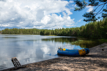 Fototapeta na wymiar Beautiful landscape on the lake. Karelia