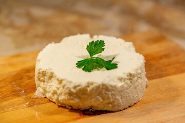 Natural milk ricotta made by hand. Homemade cheese recipe