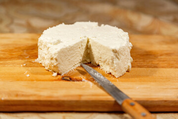 Natural milk ricotta made by hand. Homemade cheese recipe