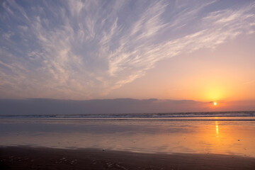 Sonnenuntergang am Strand von Agadir, Marokko