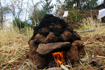 Huatia or andean oven