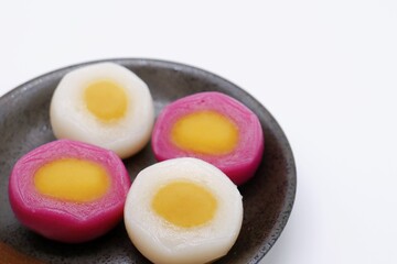 芋あんと栗あんの切団子