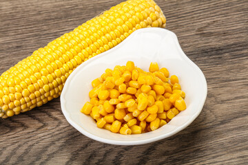 Sweet yellow corn in the bowl
