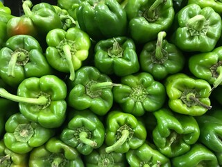 Obraz na płótnie Canvas green bell peppers