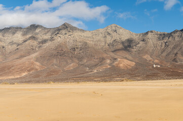 Fototapeta na wymiar Mountains in Cofete beach, Fuerteventura island