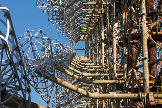 Duga antenna complex