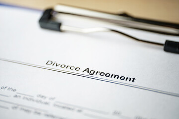 The document Divorce Agreement is ready for signing