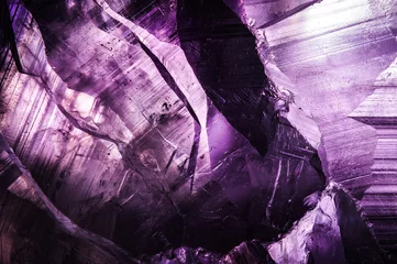 Foto op Plexiglas Amethyst raw unpolished macro detail © Mineral Vision
