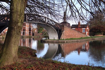 Fototapeta premium Coventry canal Sutton stop canal junction on the oxford canal waters 