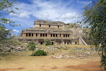 Gran Palacio Norte, The great Palace, Sayil, Yucatan, Mexico