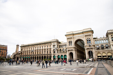 Fototapeta na wymiar piazza milano