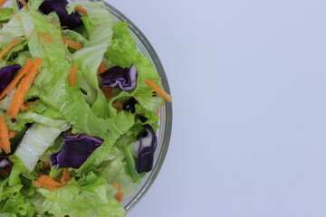 healthy salad and dietitian advice