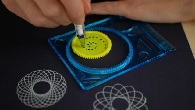 Using Spirograph