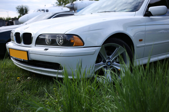 217 Bmw e39 Bilder, stockbilder, 3D-föremål och vektorer