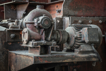 Fototapeta na wymiar gearbox detail of old industrial machinery