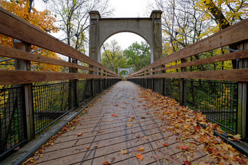 Fototapeta premium autumn bridge over the river