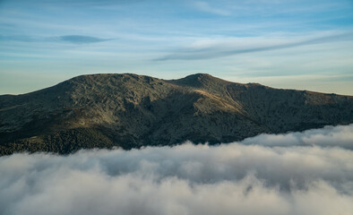 Senderismo extremo en Madrid, Montaña Cubierta por las nubes