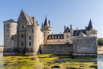 Fototapeta na wymiar old castle Saint-Père-sur-Loire, France