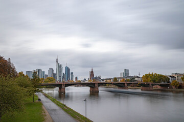 Fototapeta na wymiar The Skyline of Frankfurt from the Ignatz-Bubis-Bridge.