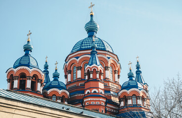 Fototapeta na wymiar Beautiful architecture of Kazan Church an iconic Orthodox church in the city of Irkutsk, Russia. Kazan Icon of the Mother of God. It is known for the Irkutsk’s largest church bell.