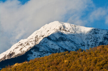Obraz premium snow covered mountains