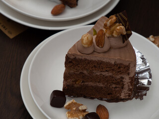 ナッツとチョコレートケーキ