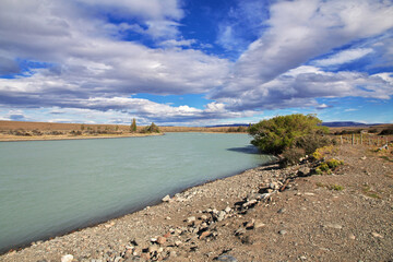 Fototapeta na wymiar La Leona river in Patagonia, Argenina