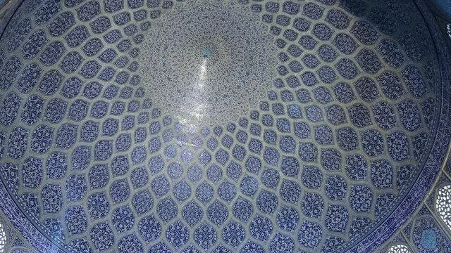 Iran Isfahan Masjed-e Sheikh Lotfollah