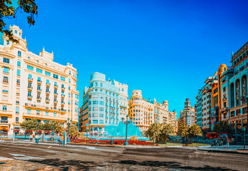 Obraz premium Fountain on Modernism Plaza of the City Hall of Valencia, Town h