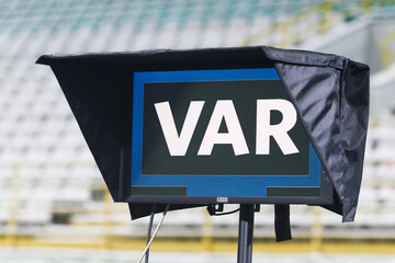  System video assistant referee (VAR)  - obrazy, fototapety, plakaty