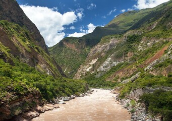 Fototapeta na wymiar Rio Apurimac peru Andes mountains Amazon river