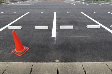 供用開始間近の駐車場風景