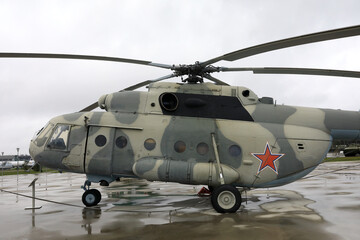 Fototapeta na wymiar Russian military helicopter Hip
