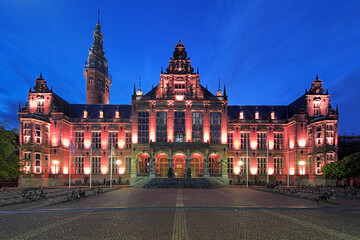 Naklejka premium Academiegebouw (Main building) of the University of Groningen at evening, Netherlands