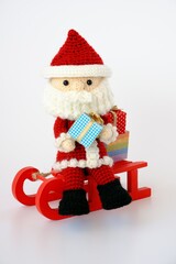 サンタクロースとトナカイのあみぐるみ人形