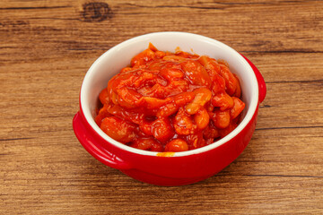 Baked kidney with tomato and pepper
