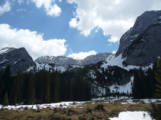 Mountain hiking tour to Seebensee lake, Tyrol, Austria