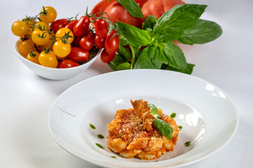 Still life cibo, piatti da ristorante stellato. Secondo piatto di pesce.