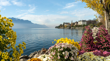 The flower quay in Montreux, Switzerland.  - obrazy, fototapety, plakaty