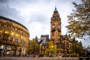View of Sheffield City Council and Sheffield town hall in autumn - obrazy, fototapety, plakaty