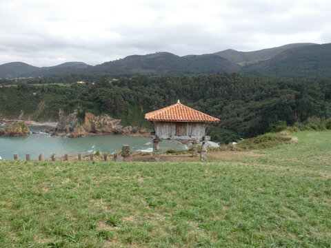H&Oacute;RREO  ASTURIANO, ERMITA DE LA REGALINA