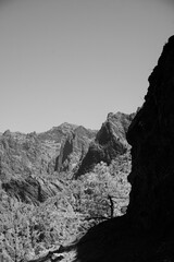 Fototapeta na wymiar Berglandschaft in schwarz & weiß