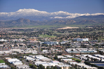 Fototapeta na wymiar View of Temecula, California with snow-capped Mount San Jacinto in the background.