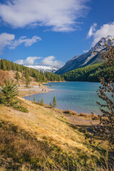 Fototapeta na wymiar A short escape in Banff National Park to enjoy an unforgettable vista