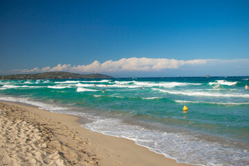 Fototapeta na wymiar beach and sea from Saint Tropez