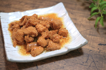 お皿に盛った鯛の子