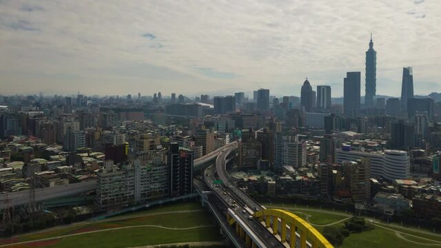 taipe river traffic bridge aerial downtown panorama 4k timelapse taiwan